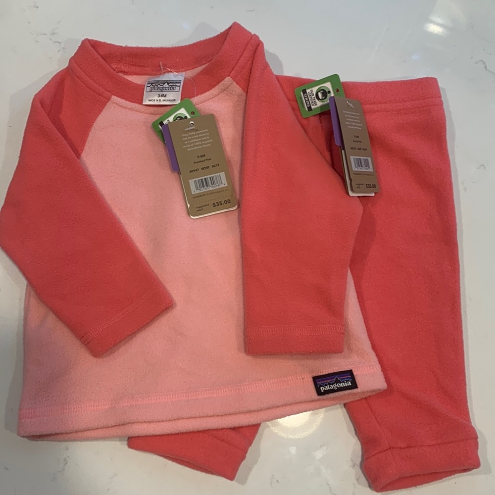 Brand new Patagonia fleece matching set. Never worn, new with tags.